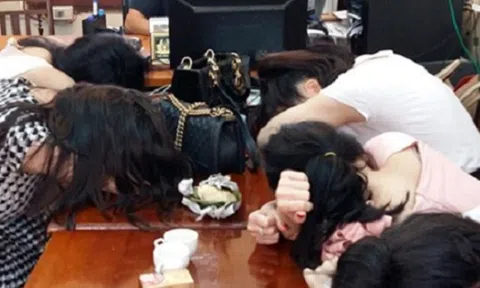 Đại gia nào chi nghìn USD để mua dâm Hoa hậu, Á khôi, người mẫu?